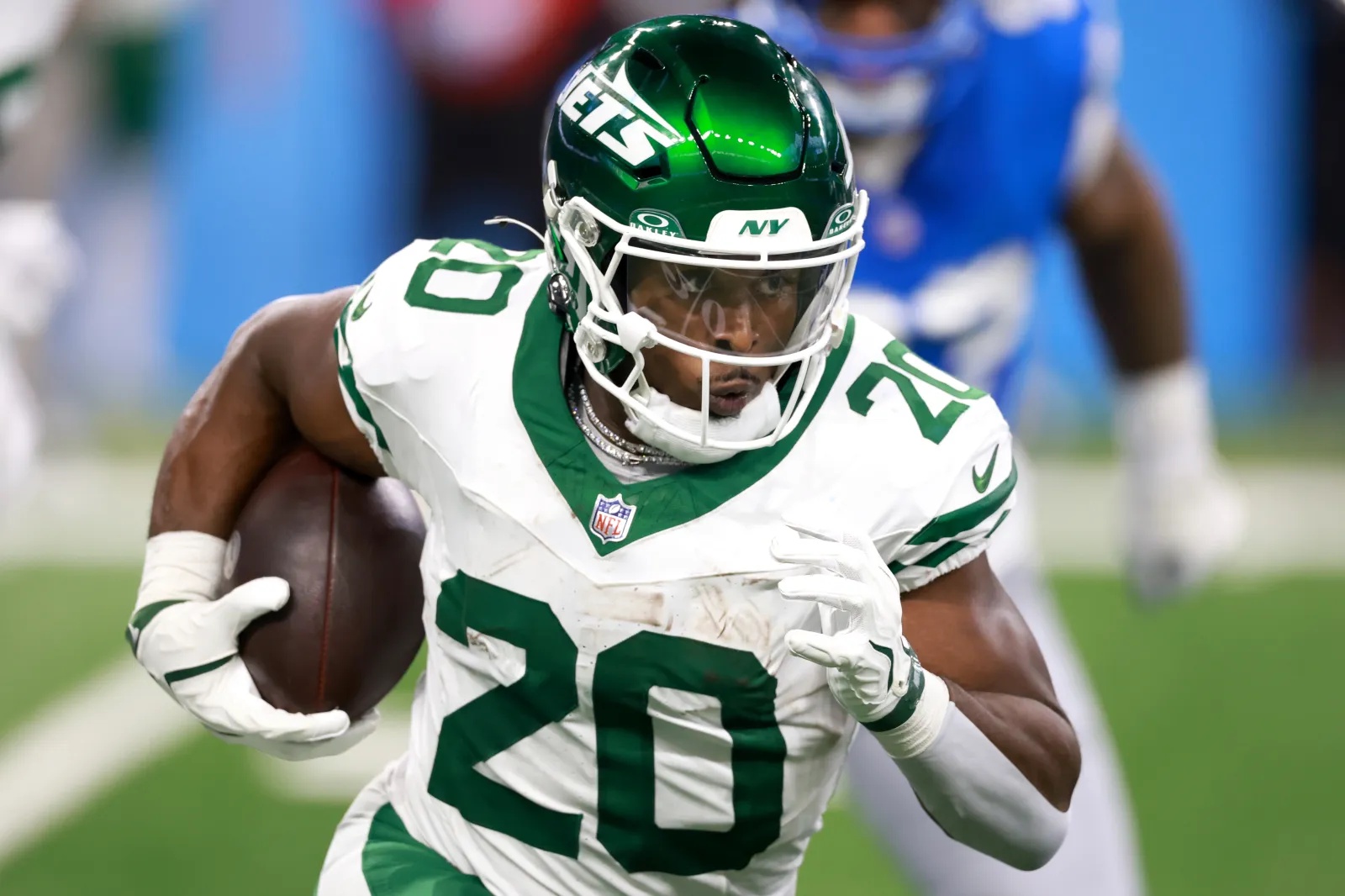 DETROIT, MICHIGAN - SEPTEMBER 27: Breece Hall #20 of the New York Jets runs the ball against the Detroit Lions during the second quarter at Ford Field on September 27, 2026 in Detroit, Michigan. (Photo by Gregory Shamus/Getty Images)