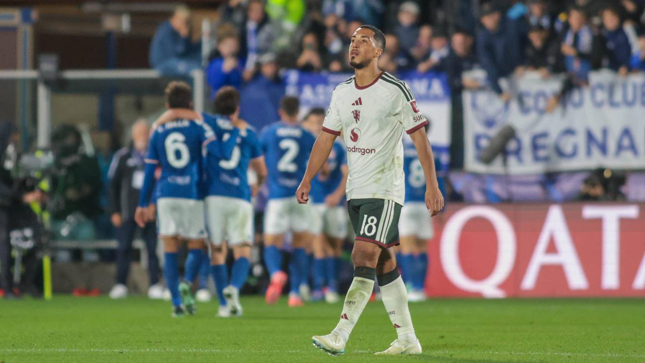 Manchester United loses 1-4 to Como 1907