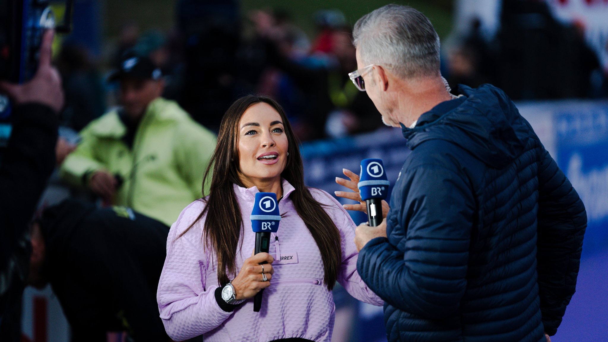 ARD-Expertin Dorothea Wierer im Talk mit Michael Antwerpes