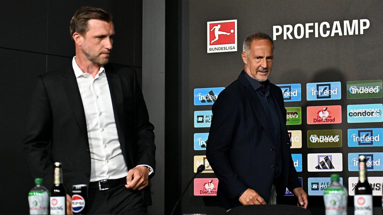 Markus Krösche (li.) verhandelte mit Adi Hütter auf Mallorca über dessen Eintracht-Rückkehr.
