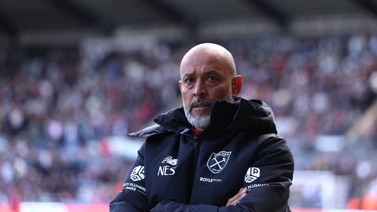 Harry Kane snubs Nuno Espírito Santo in acceptance speech