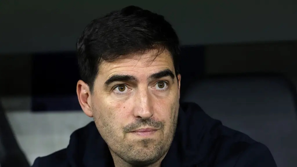 Liverpool fans fear Andoni Iraola ‘won’t last long’ after bizarre decision against LASK