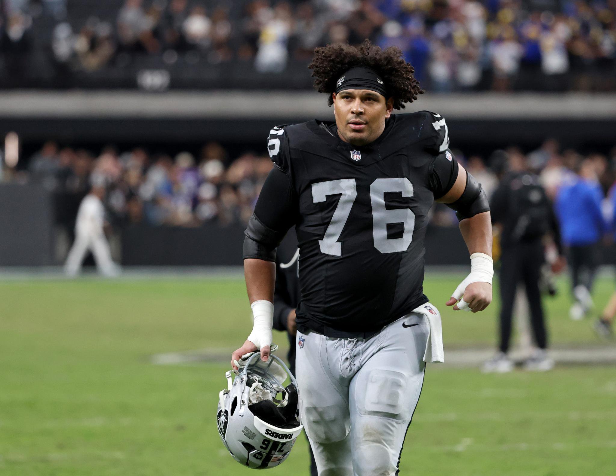 Raiders offensive lineman Caleb Rogers