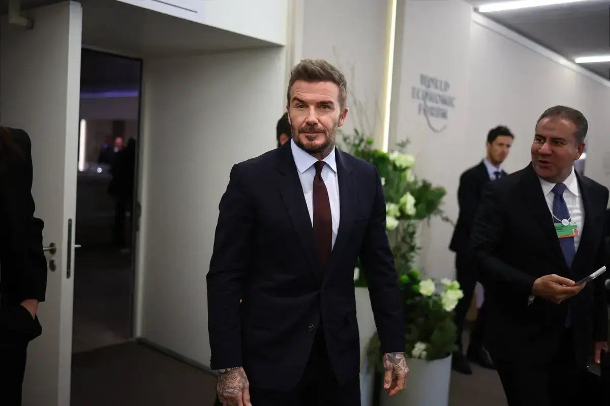 Sir David Beckham officially resigns three times in one day