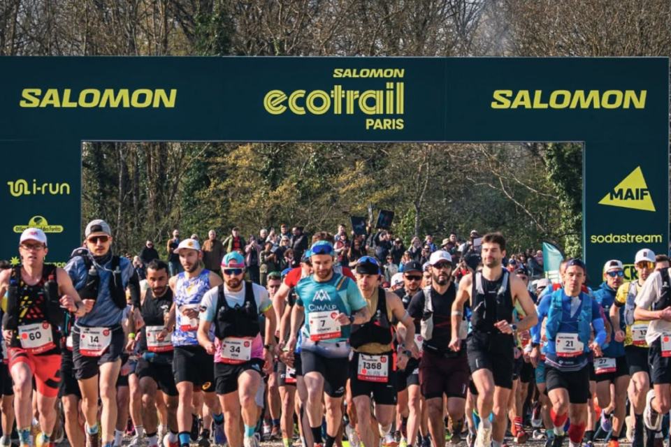 Au printemps 2026, des milliers de coureurs avaient pris part à l'EcoTrail Paris, le plus important de l'Île-de-France. 