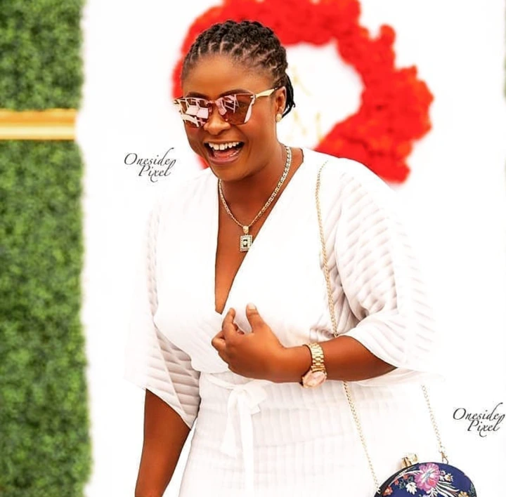 Pictures of Actress Portia Asare and her two kids surfaces online 7