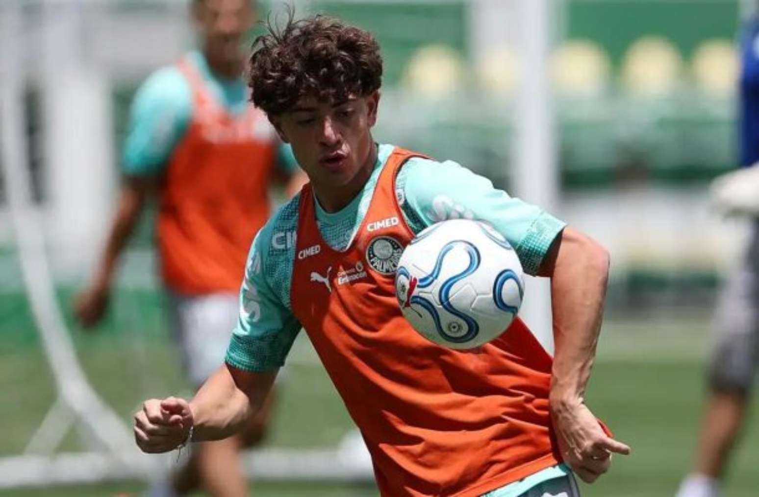 Giay vive melhor momento desde que chegou ao Palmeiras –