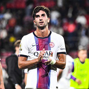 Ferrán Torres, o herói da Espanha campeã do Mundo, mudou-se para o PSG este verão