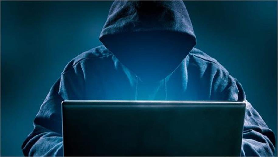online shopping or fraud cybercrime exposed a big international gang