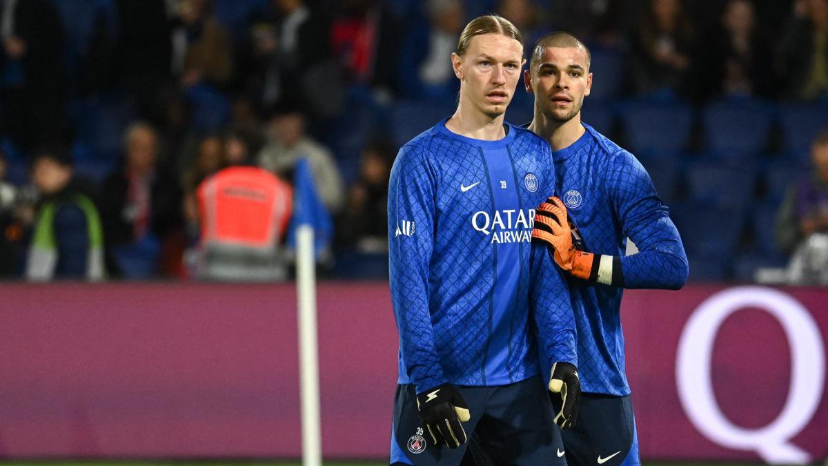 PSG Monitoring Guillaume Restes for Future Roster Planning