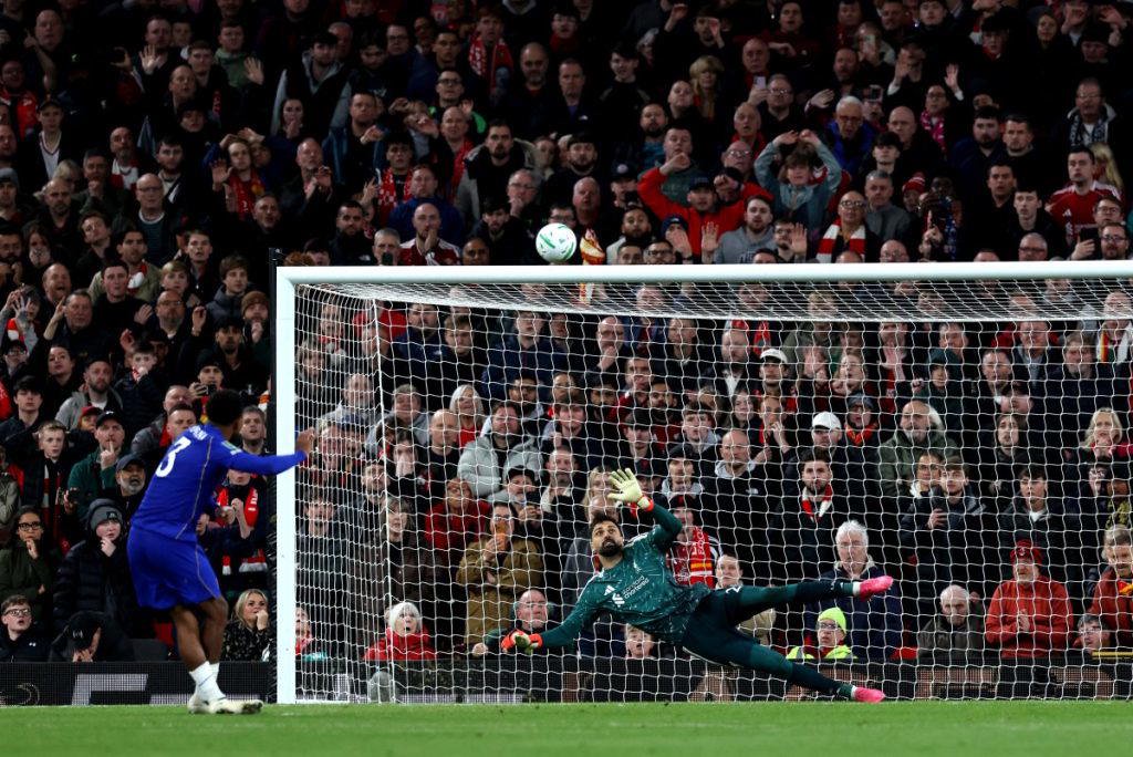 Liverpool beats Chelsea on penalties in League Cup thriller