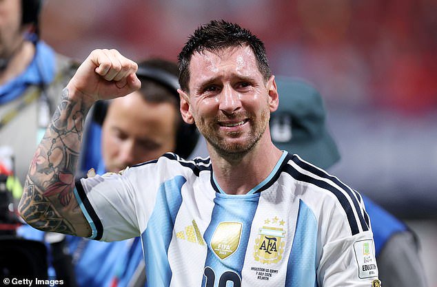 Ronaldo's long-standing rival Lionel Messi emotionally retired from Argentina duty last week