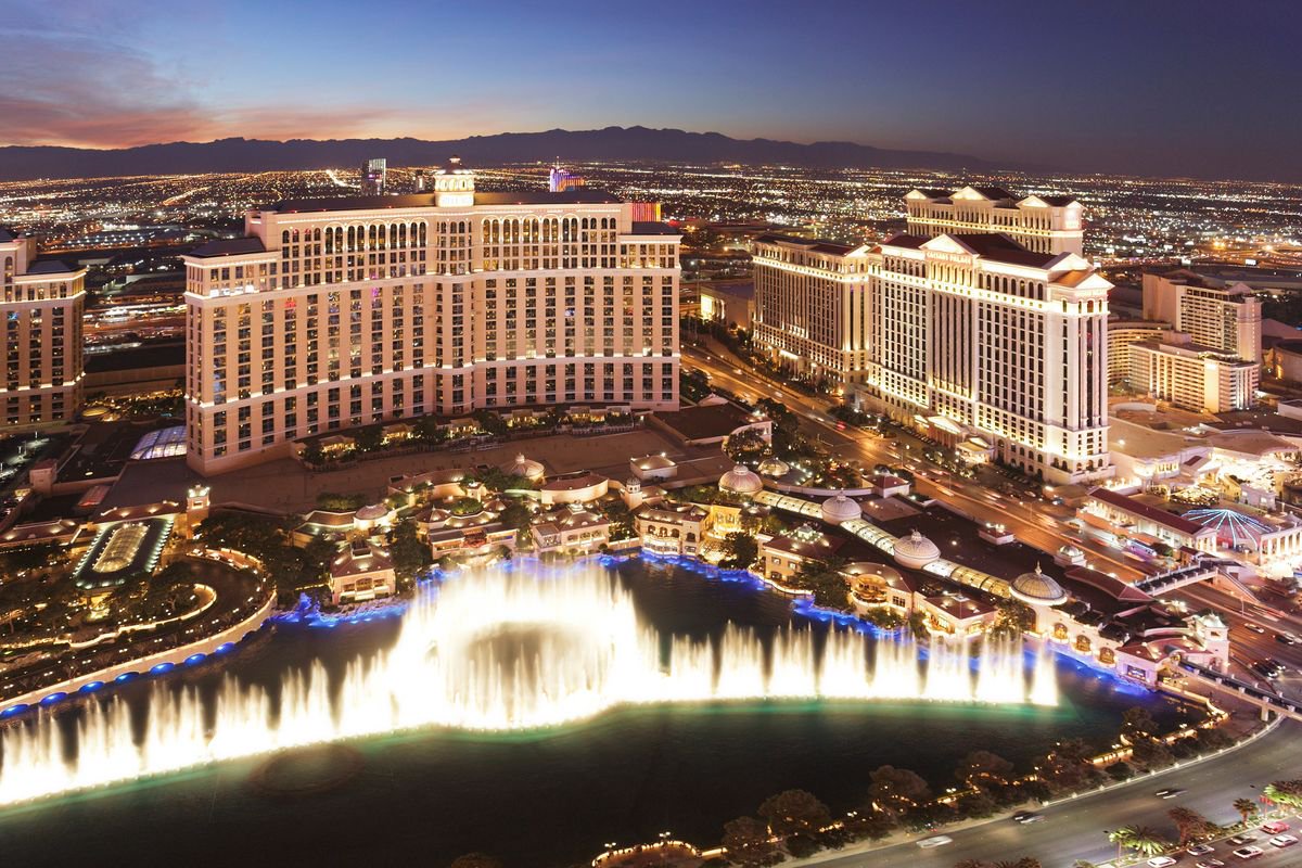 Davey Grant and family can enjoy the Bellagio Fountains on The Strip on a regular basis