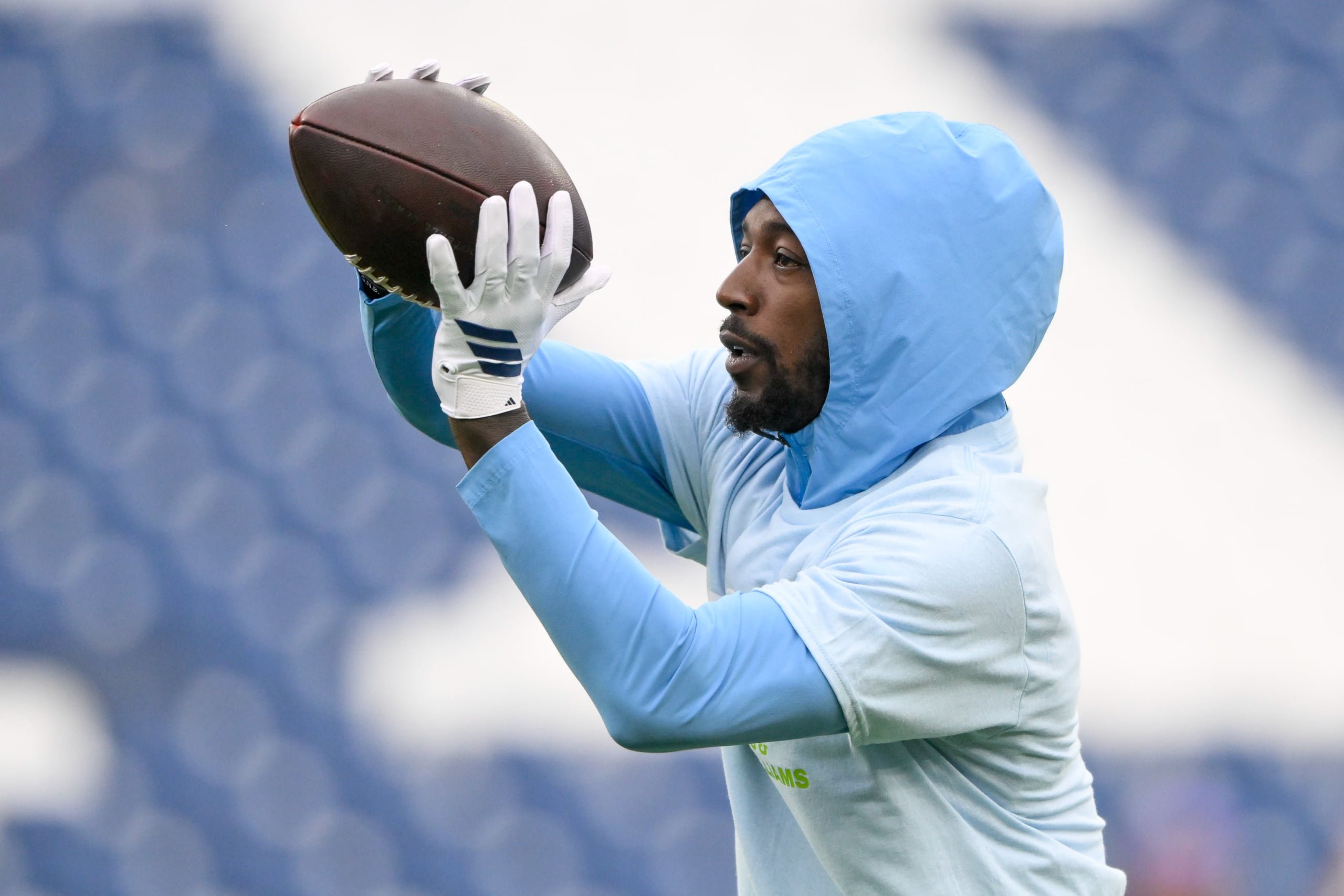 Realistic KC Chiefs Wide Receiver Trade Option Emerges in New Trade Deadline Rumor