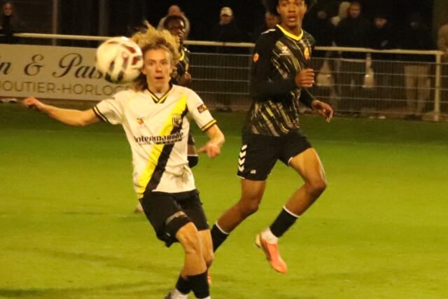 R1. CA Lisieux-QRM 2-2. (© Le Pays d'Auge)