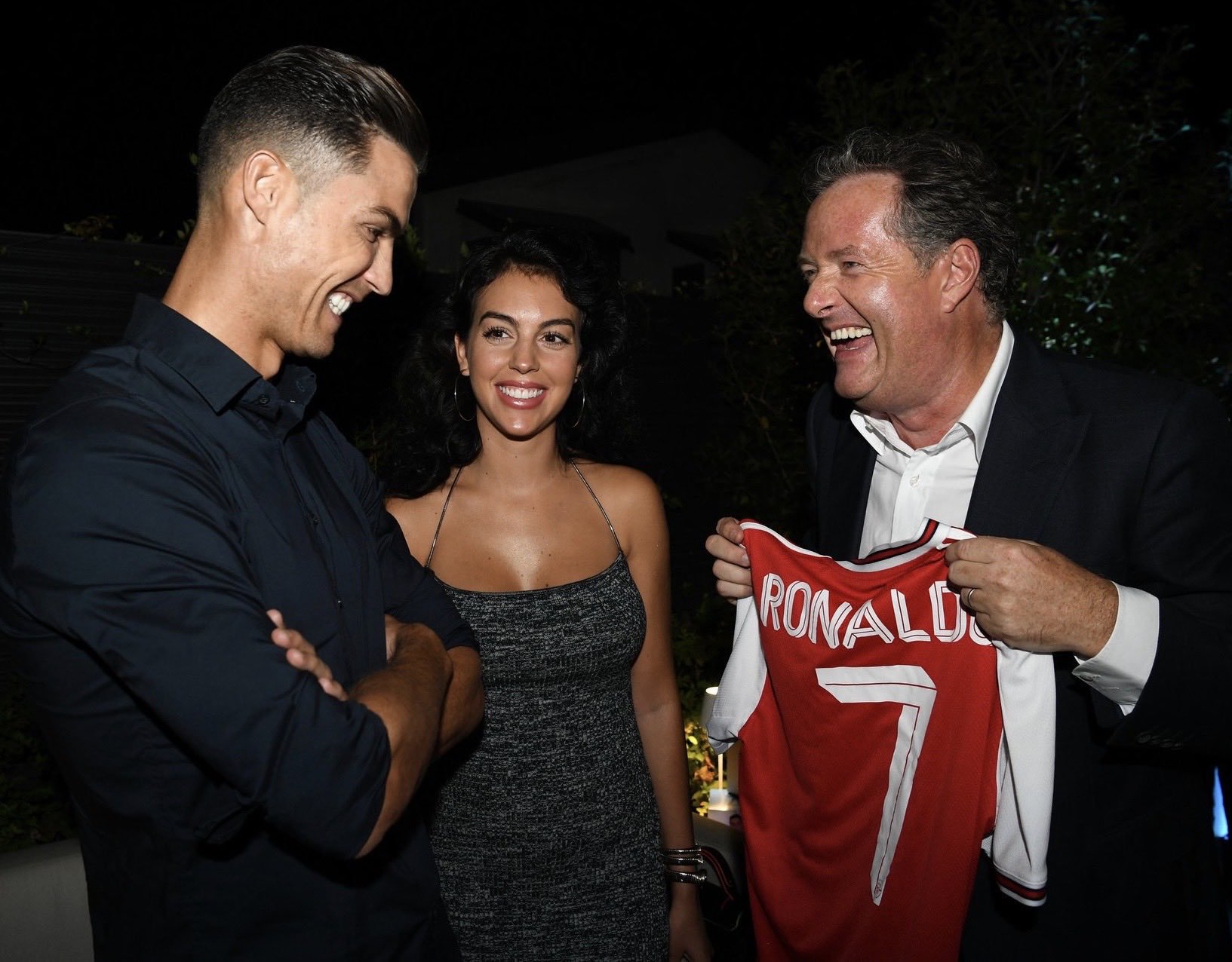 &lsquo;It&rsquo;s time Cristiano&rsquo; &ndash; Piers Morgan tells Ronaldo join Arsenal in cheeky Twitter post after shock Man Utd transfer plea