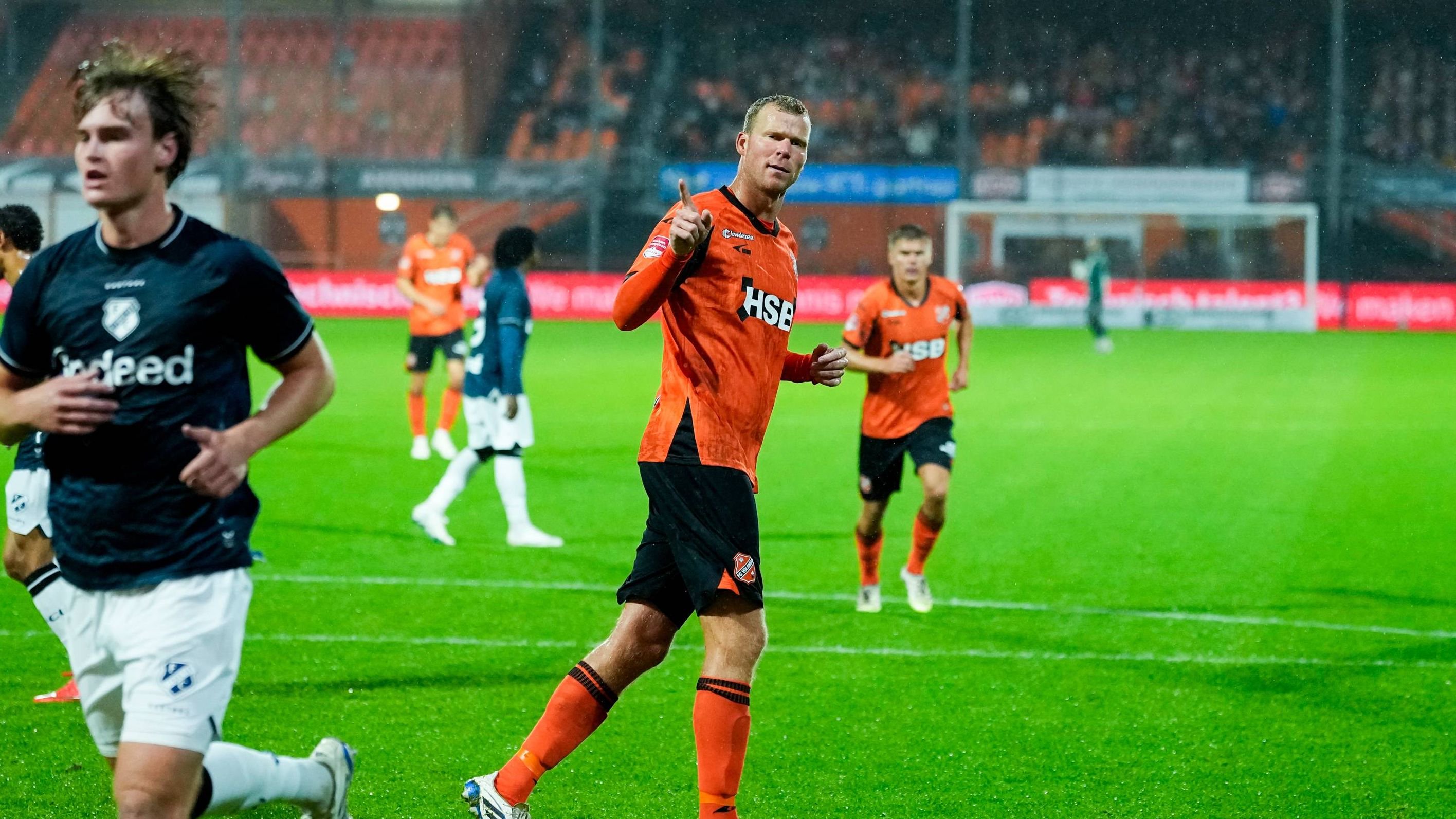 Cruyff signing Camara rescues Jong Ajax with a superb free kick; Veerman and Van der Hurk score genuine hat-tricks