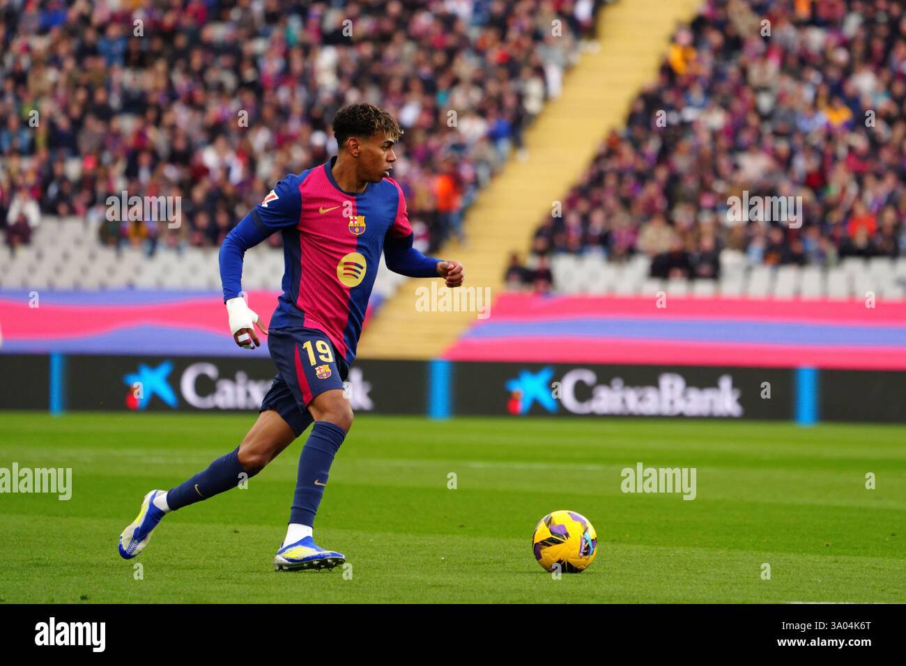 March estadi olxedmpic lluxeds companys barcelona spain spanish la liga football barcelona versus real sociedad lamine yamal 