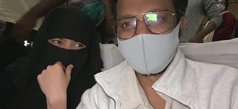 sai pallavi daring step watches shyam singharoy movie among audience in mufti