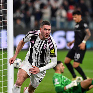 Juventus 1-1 Sporting (2025/26). Primeira vez sem ser para o campeonato: na jornada 4 da Champions, em Turim, Vlahovic  fez o 1-1 para a Juventus aos 34'; Maxi tinha marcado aos 12' - Foto: IMAGO