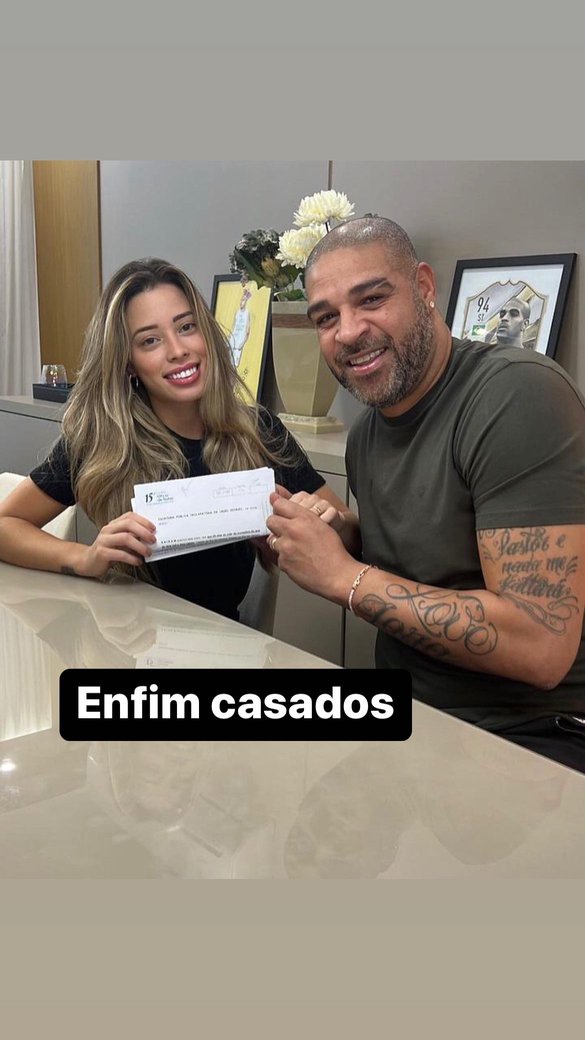 Ex Brazilian star Adriano and divorced his girlfriend Micaela Mesquita few weeks after marriage 