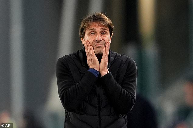 Antonio Conte would be a 'disaster' at Manchester United, Ashley Young has claimed