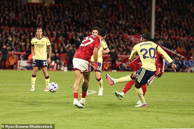 Noni Madueke came off the bench to score an 80th minute winner for the Mikel Arteta's side