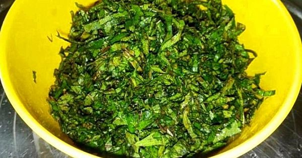 Shredded Basil leaves: As the rice is bubbling, start dressing the basil (scent  leaves) | Jollof rice, Jollof, Rice recipes