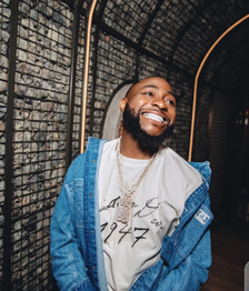 Barber Loses Chance to Cut Davido's Hair After He Criticized The Singer In Old Social Media Post