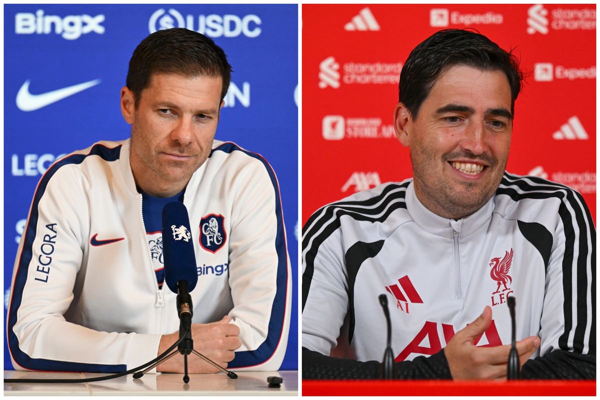 Chelsea manager Xabi Alonso and Liverpool head coach Andoni Iraola