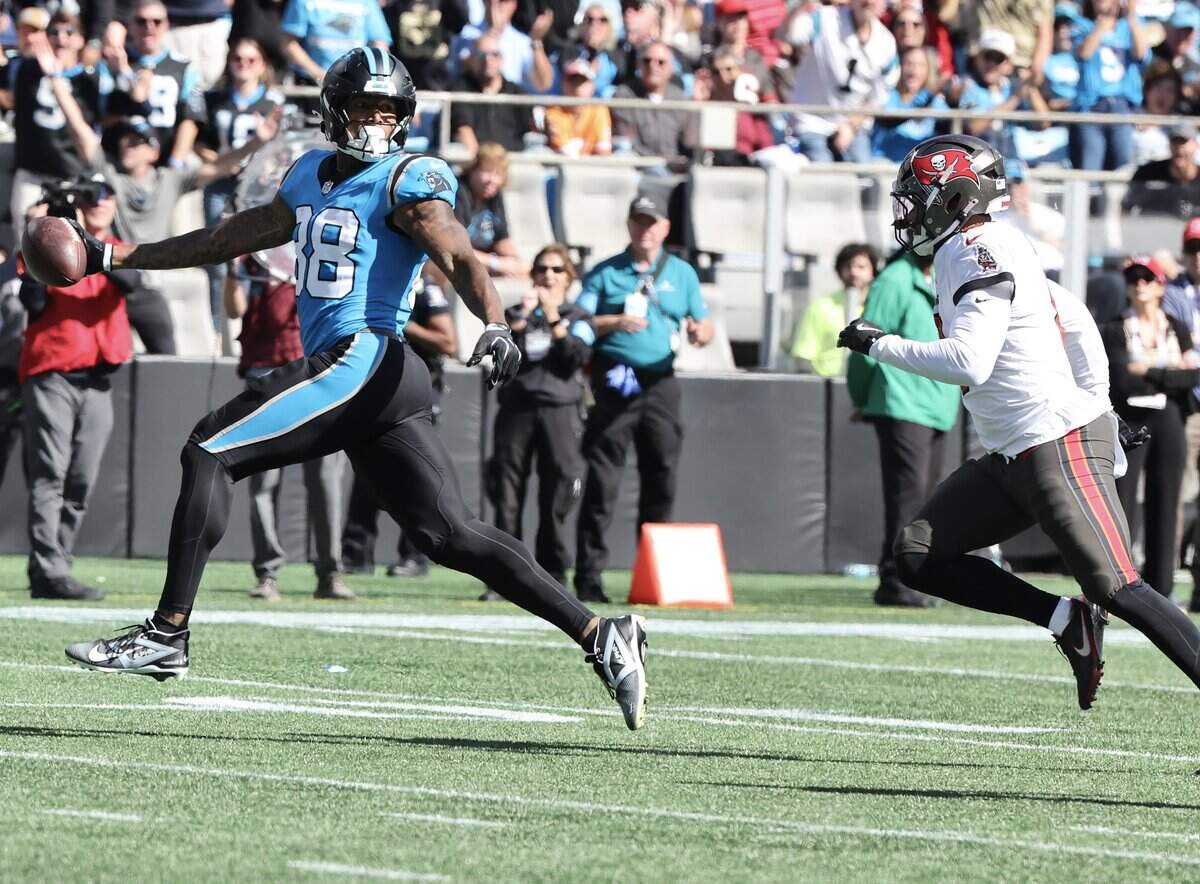 Carolina Panthers tight end Darren Waller scores a touchdown during the game against the Tampa Bay Buccaneers Sunday, Oct. 23, 2026 at Bank of America Stadium in Charlotte.