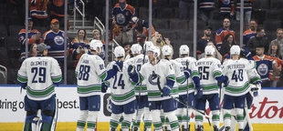 Boeser, Lindholm score 2 each as Canucks beat Oilers 4-3 to take 2-1 lead in West playoff series