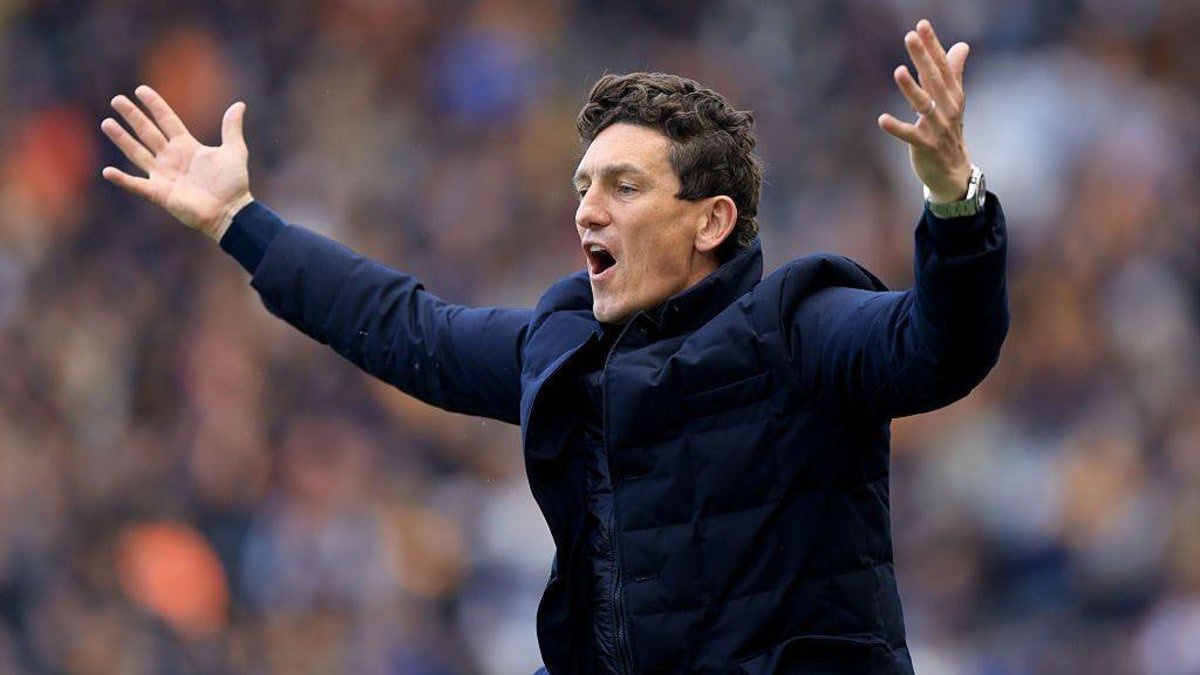 Keith Andrews reacts 