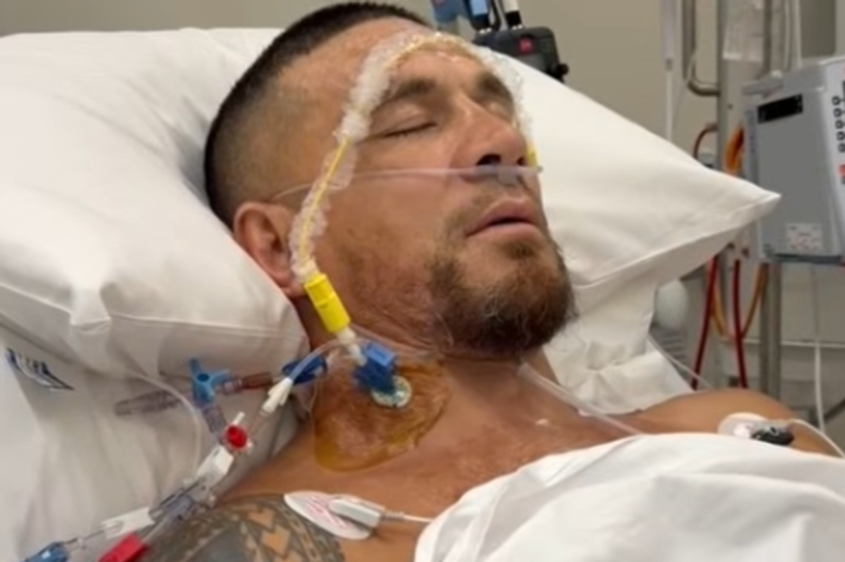 Sonny Bill Williams in hospital