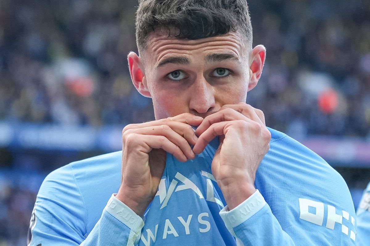 Phil Foden celebrates his goal for Manchester City against Ipswich Town 