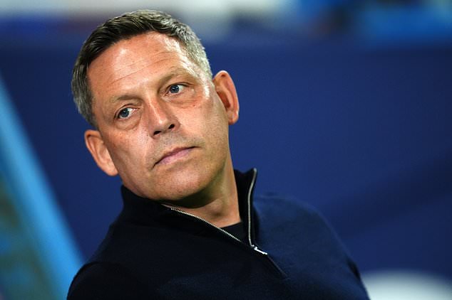 Leam Richardson was much happier after half-time (Nick Potts/PA)