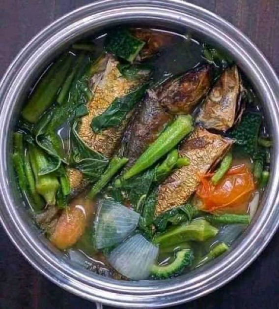 Wife material; See the light soup a lady made for her boyfriend.