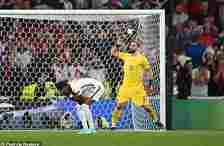 Jordet therefore insists it is wrong to save players purely for penalties, as England did in the Euro 2020 final