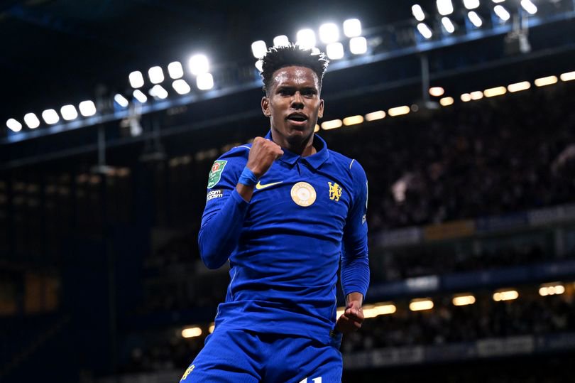 Estevao Willian celebrates