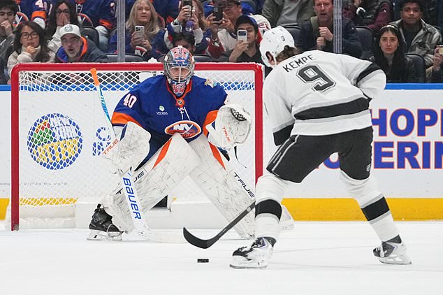 New York Islanders goaltender Semyon Varlamov (40) protects the net from Los Angeles Kings' Adrian Kempe (9) during a penalty shot during the second period of an NHL hockey game Thursday, Oct. 22, 2026, in Elmont, N.Y. (AP Photo/Frank Franklin II)