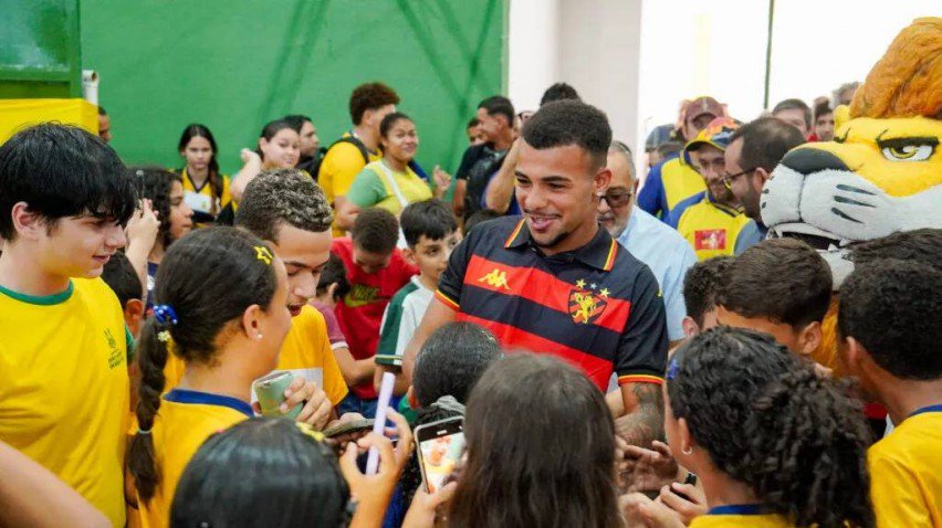 Sport expande programa social Torcedor Nota 10 e leva ação ao Agreste de Pernambuco