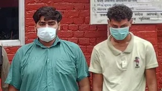पुलिस ने दोनों आरोपितों को हिरासत में ले लिया। जागरण