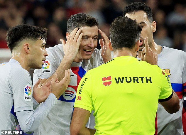 Barcelona star, Lewandowski will be available to face Espanyol after his three-game suspension was overturned