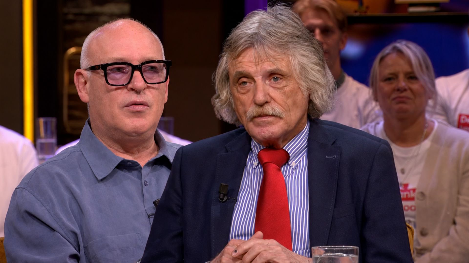 Derksen and Van der Gijp identify one main culprit behind total chaos at Ajax