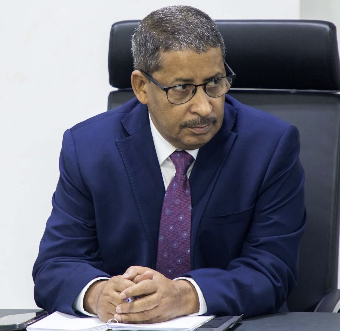 وزير النقل اعل ولد الفيرك