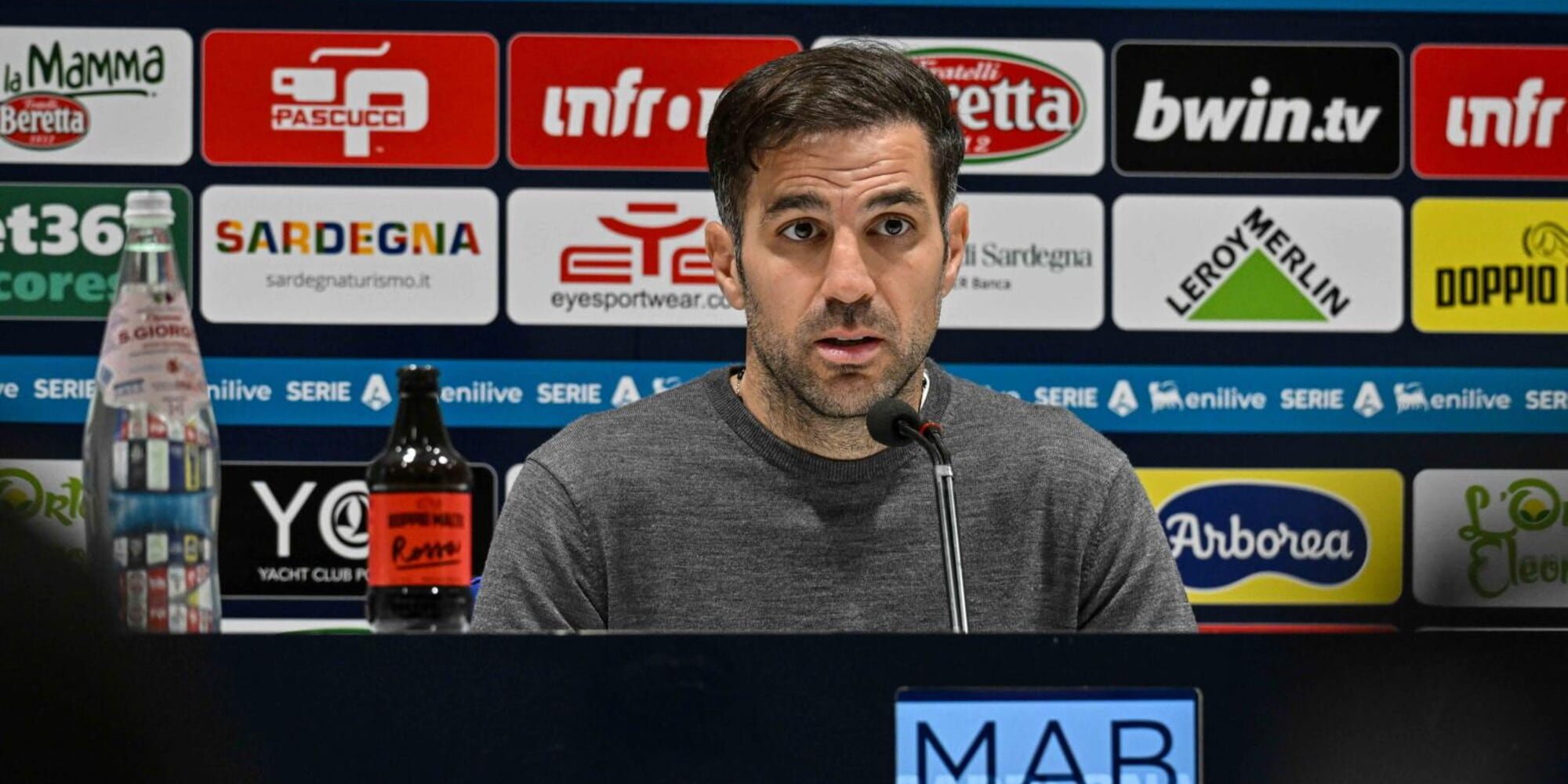 Como manager Cesc Fàbregas rejects Manchester United crisis talk