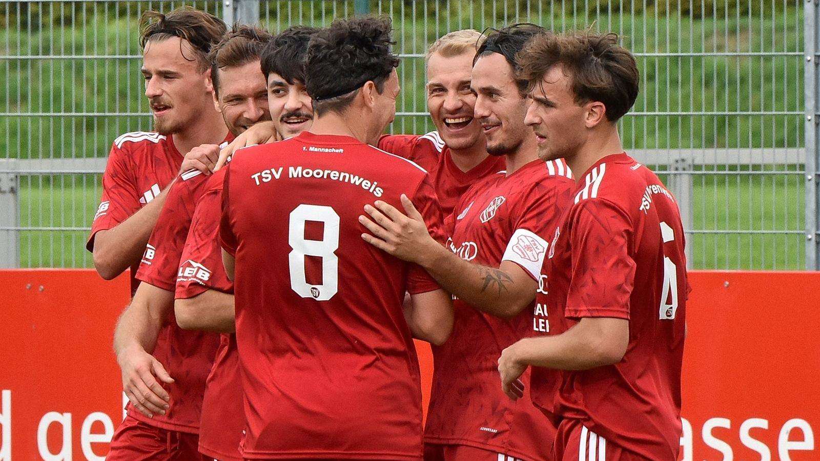 Die Fußballer des TSV Moorenweis.
