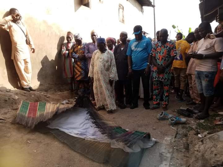 Pictures From The Burial Of The Veteran Yoruba Actor, Baba LEgba - Opera  News