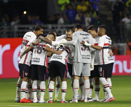 ONDE ASSISTIR