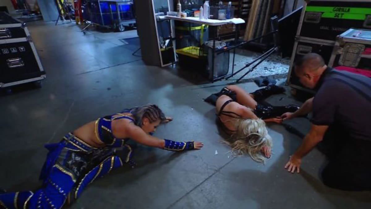 Blake Monroe vs. Giulia WWE SmackDown Street Fight